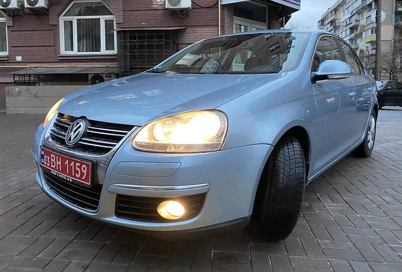 Volkswagen Jetta PREMIUM  2008
