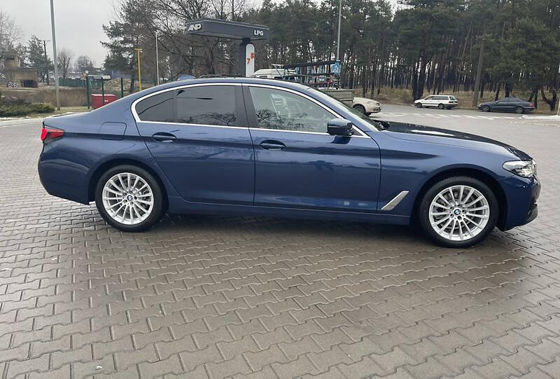BMW 520 2021