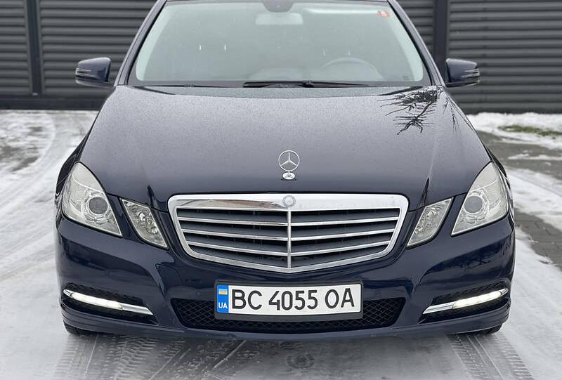 Mercedes-Benz E 200 2012