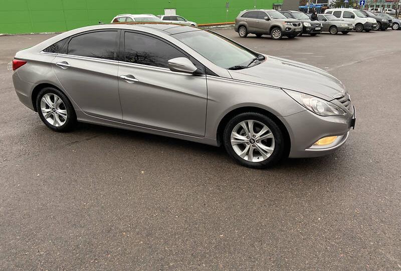 Hyundai Sonata Y20 2011