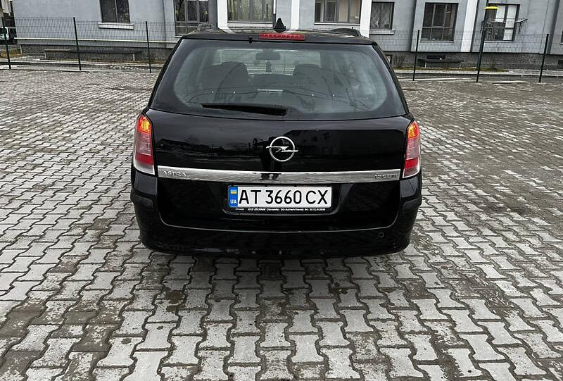 Opel Astra H 2008