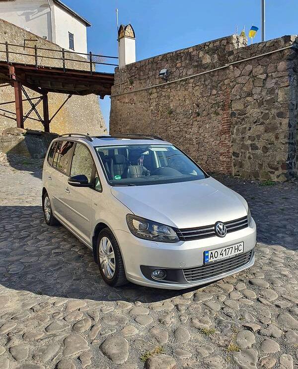 Volkswagen Touran Match 2012