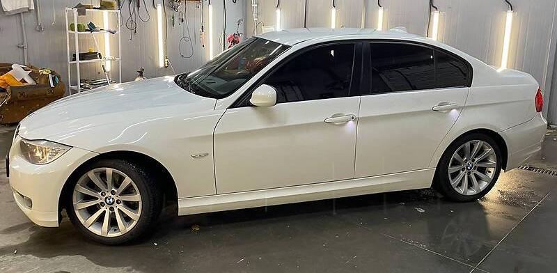 BMW 328 2011