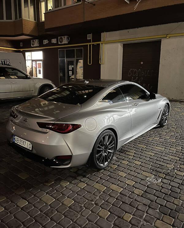 Infiniti Q60 RED SPORT 2016