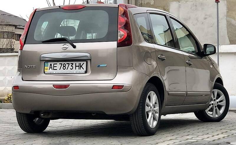 Nissan Note 2011