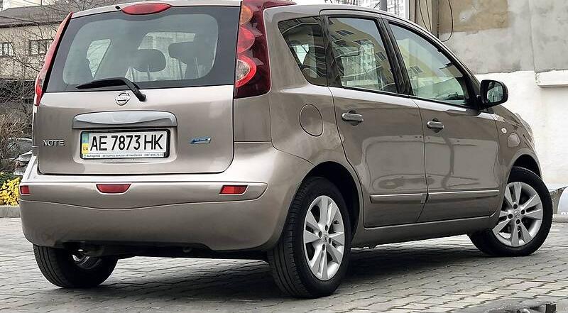 Nissan Note 2011