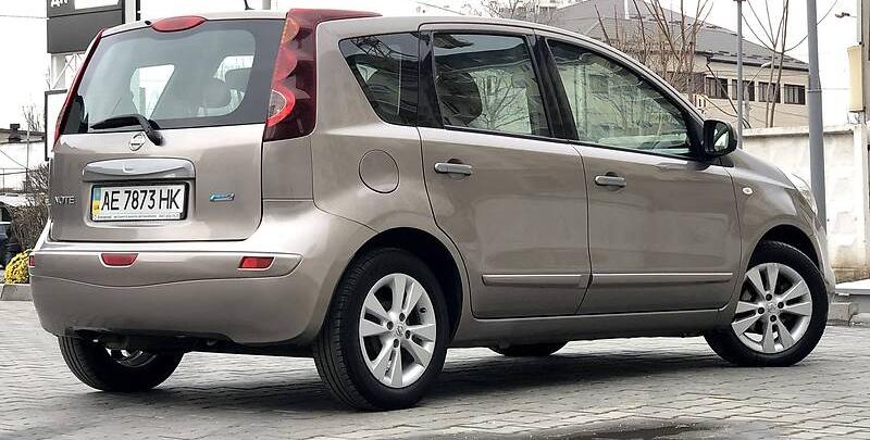 Nissan Note 2011