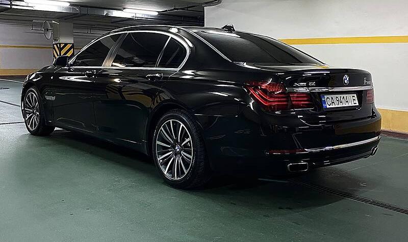 BMW 750 Li Xdrive 2013