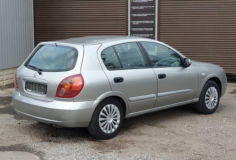 Nissan Almera 2006