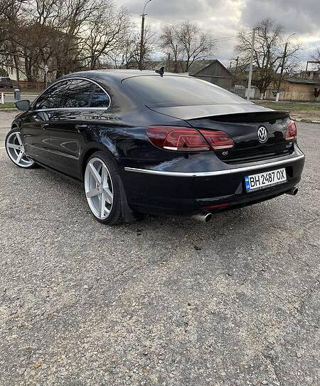 Volkswagen CC   2012