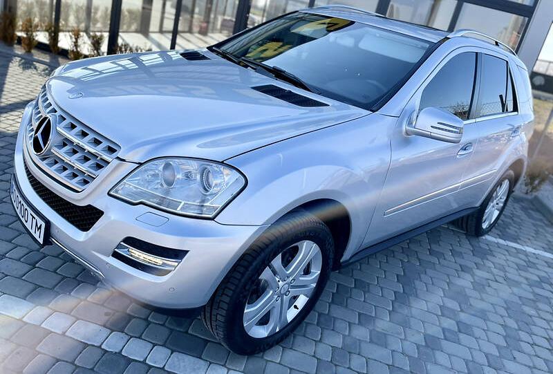 Mercedes-Benz ML 350 2010