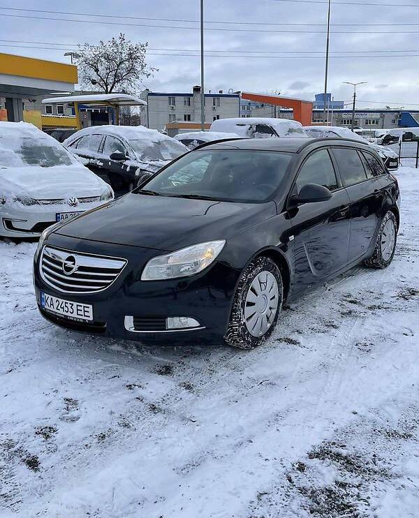 Opel Insignia 2011