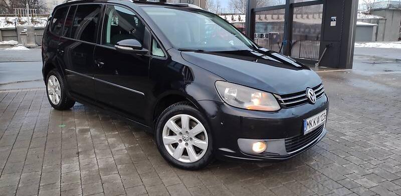 Volkswagen Touran 2011