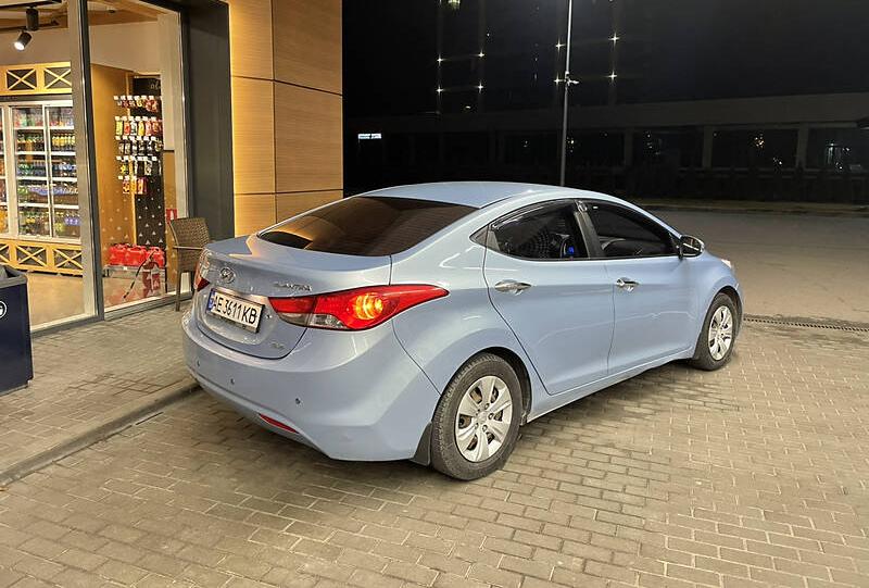 Hyundai Elantra 2013