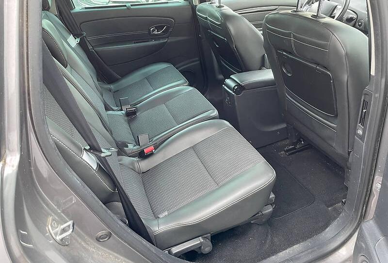 Renault Grand Scenic 2015