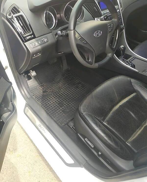 Hyundai Sonata 2012