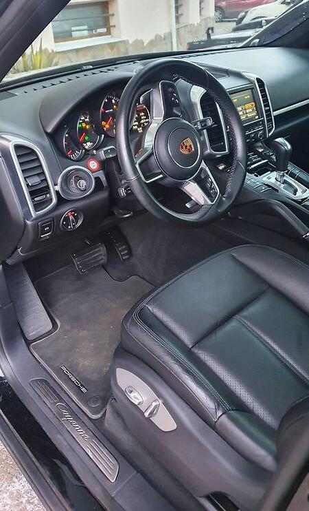 Porsche Cayenne 2016