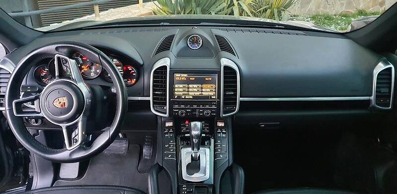 Porsche Cayenne 2016