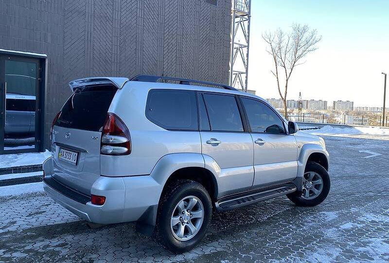 Toyota Land Cruiser Prado 120 4.0 2009