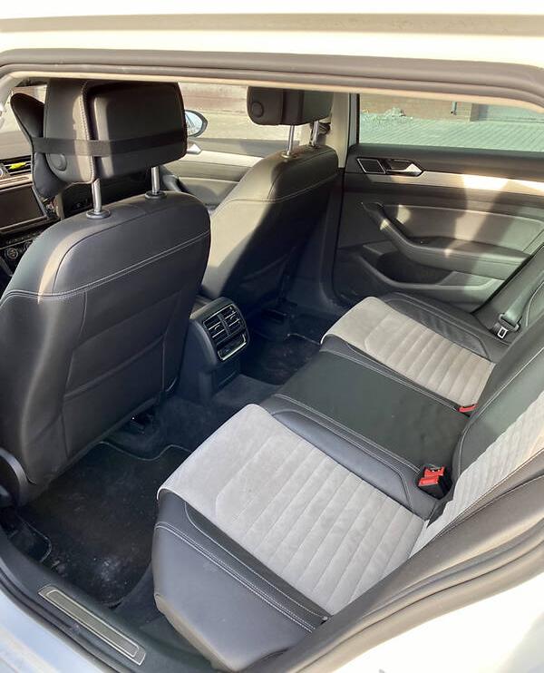 Volkswagen Passat B8 2015