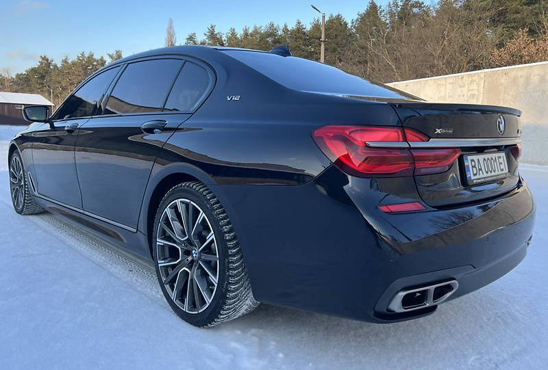 BMW 760 2017