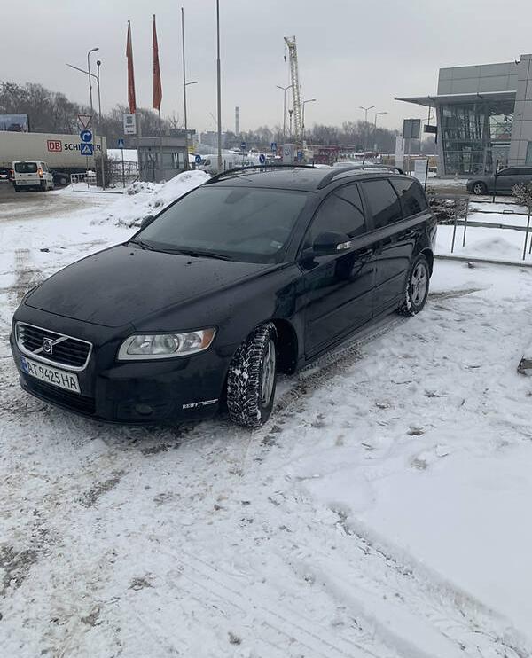Volvo V50 2009