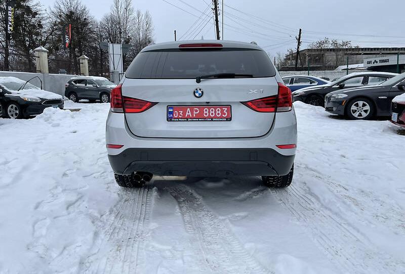 BMW X1 xDrive 2012