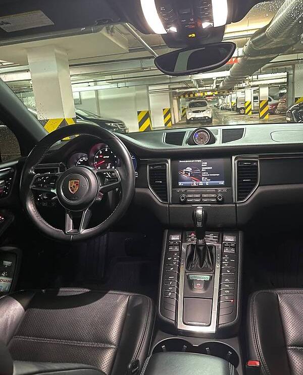 Porsche Macan GTS 2016