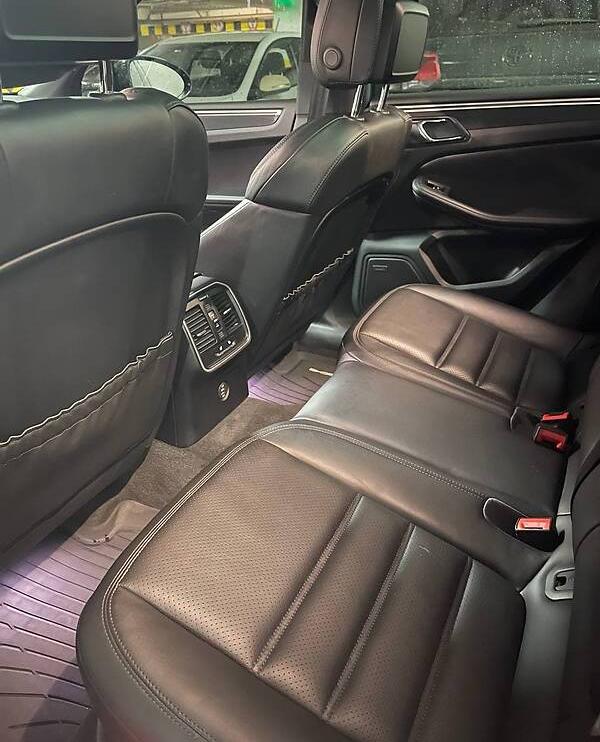 Porsche Macan GTS 2016