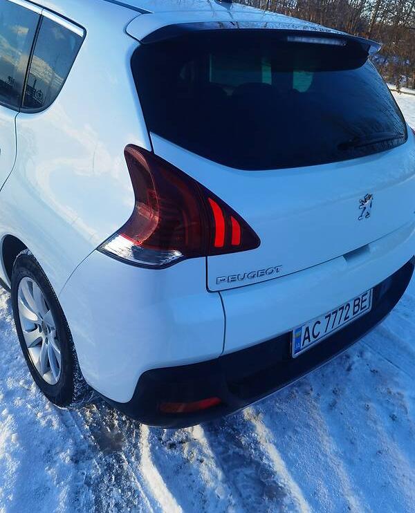 Peugeot 3008 2011