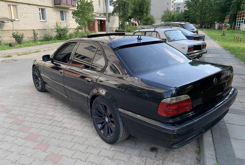 BMW 730 2001