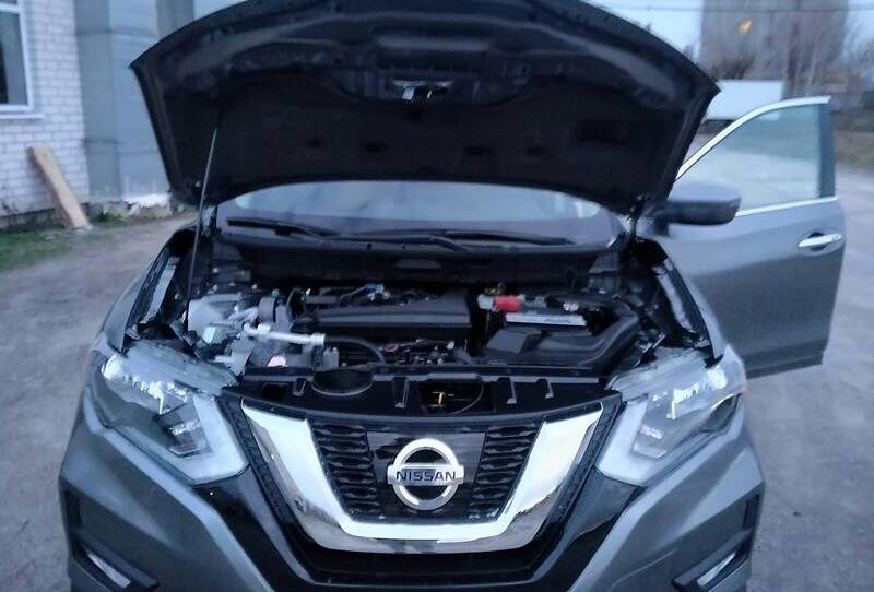 Nissan Rogue SV  2020