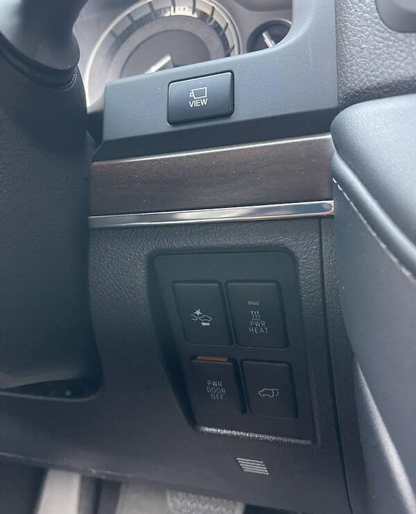 Toyota Land Cruiser 200 2018