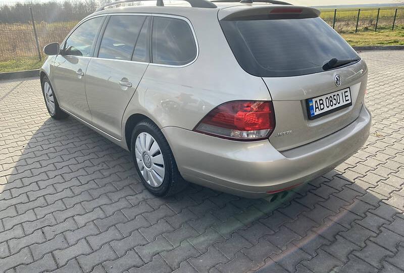 Volkswagen Jetta 2012