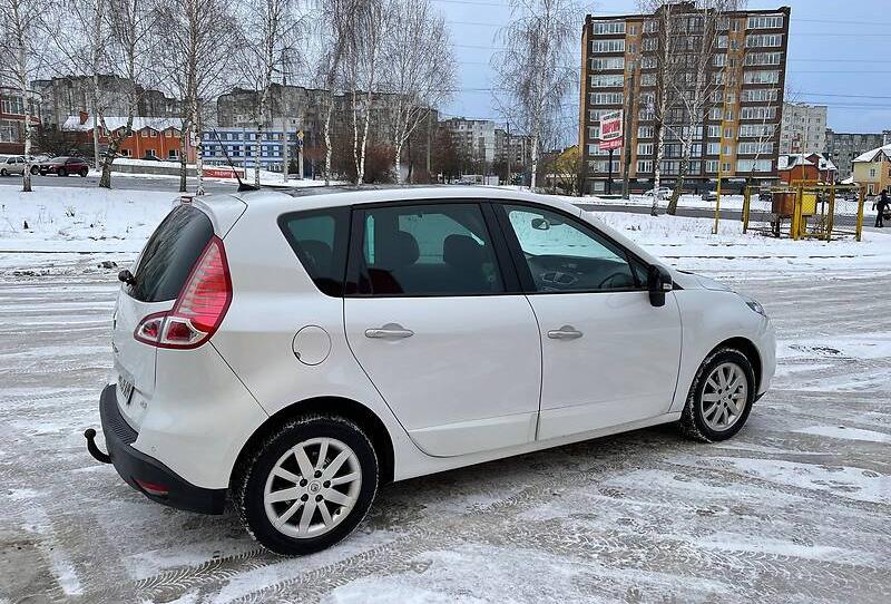 Renault Megane Scenic 2011