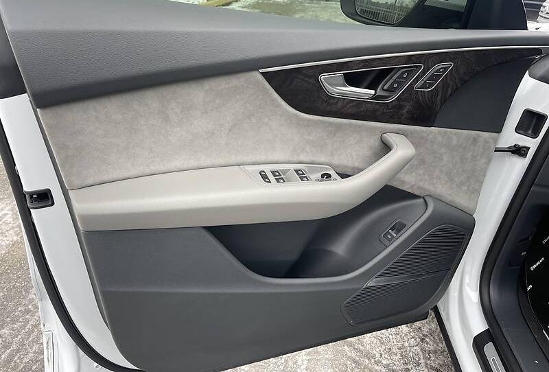 Audi Q8 2021