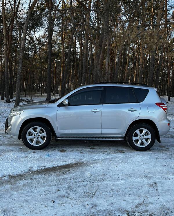 Toyota RAV4 2010