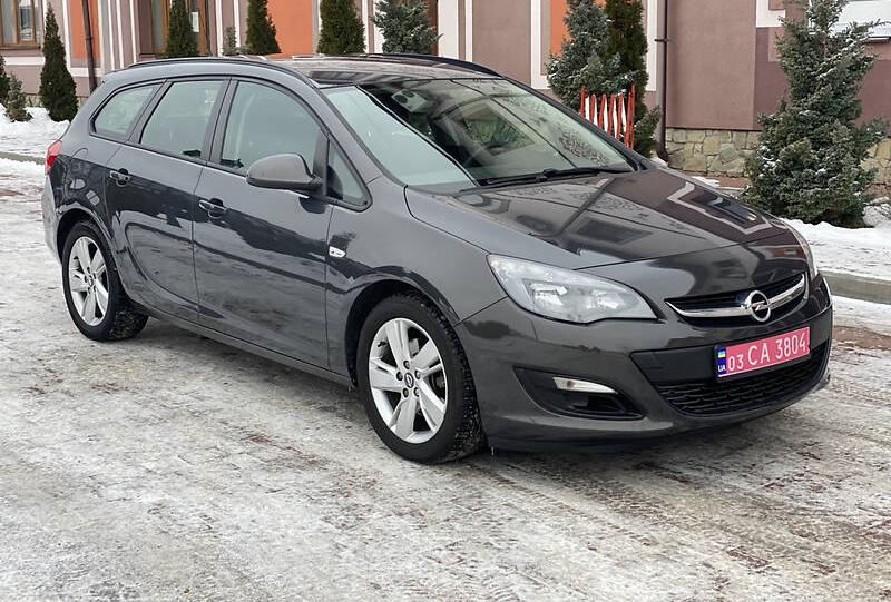 Opel Astra J 2012