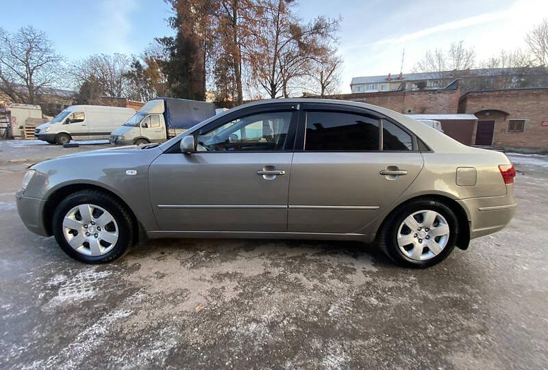Hyundai Sonata 2008