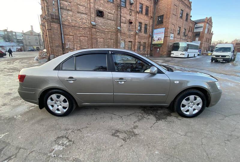 Hyundai Sonata 2008