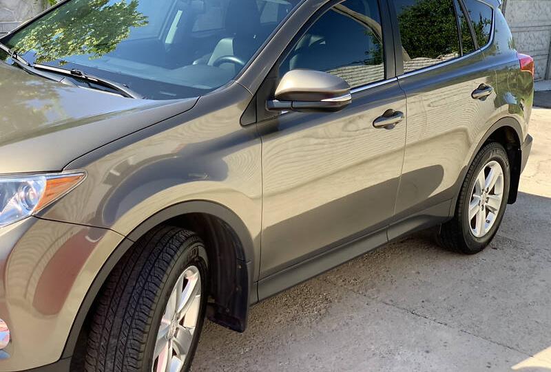 Toyota RAV4 XLE 2013