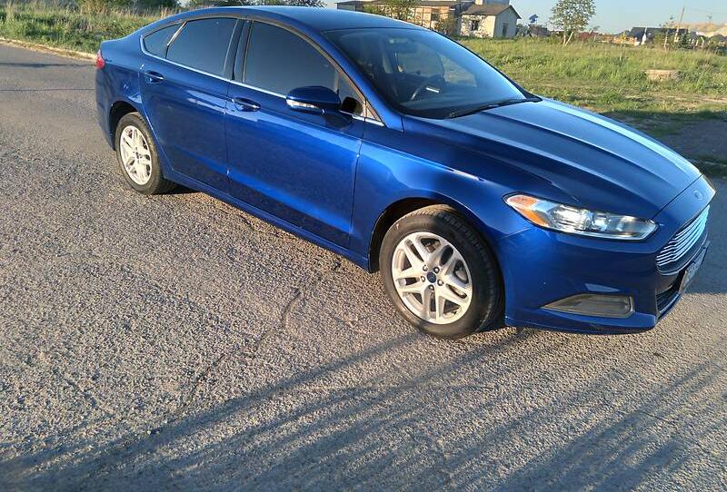 Ford Fusion Fusion SE 2015