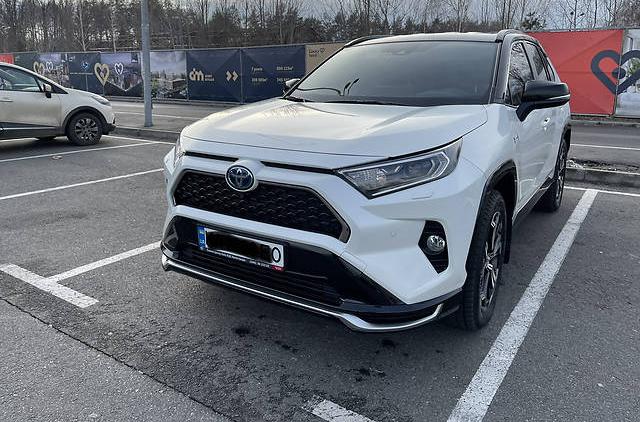Toyota RAV4  PlugIn  2021