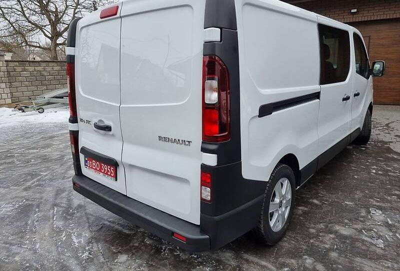 Renault Trafic пасс. LONG 2015