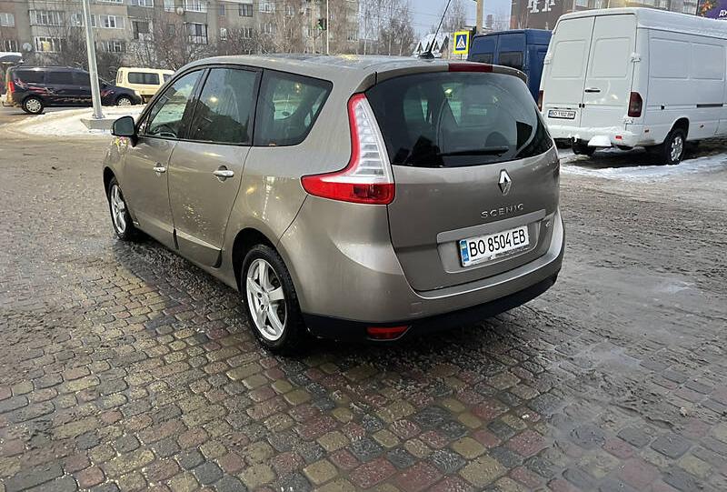Renault Grand Scenic 2010