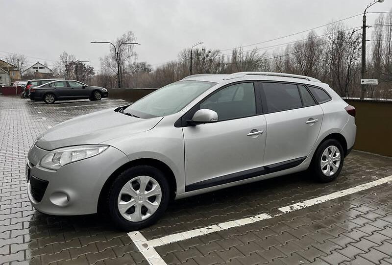 Renault Megane tom tom 6 gear 2010