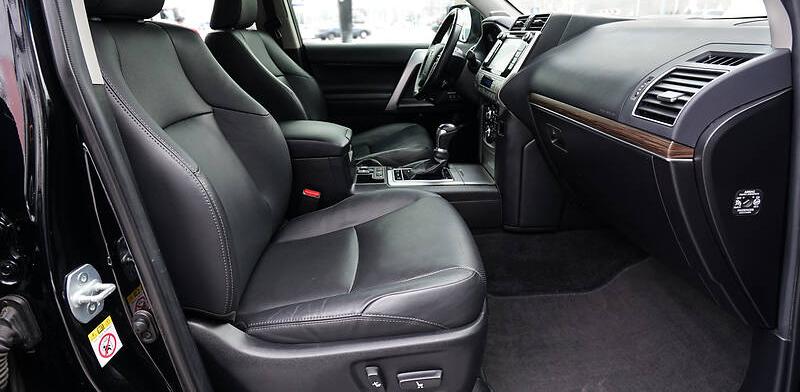 Toyota Land Cruiser Prado 150 Premium 2017