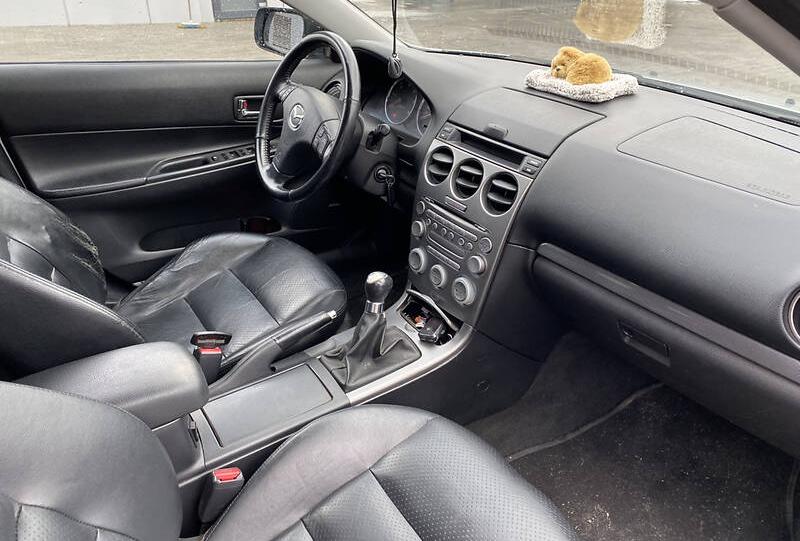 Mazda 6 2004