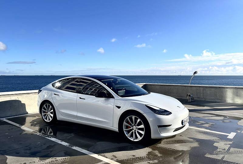Tesla Model 3 Performance 2018