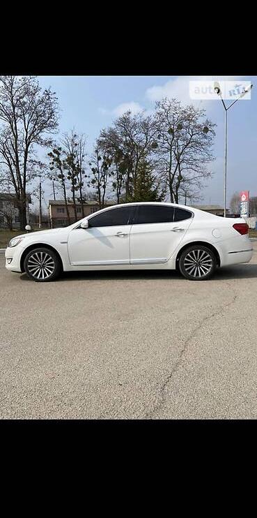 Kia K7 Kadenza  2010